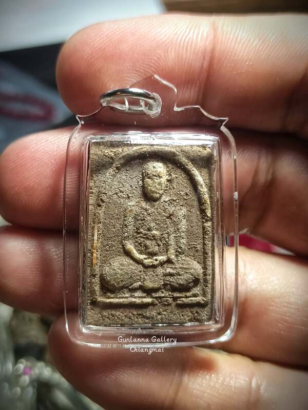 พระผงนกหลงรุ่นแรกครูบาวัดจองคำ