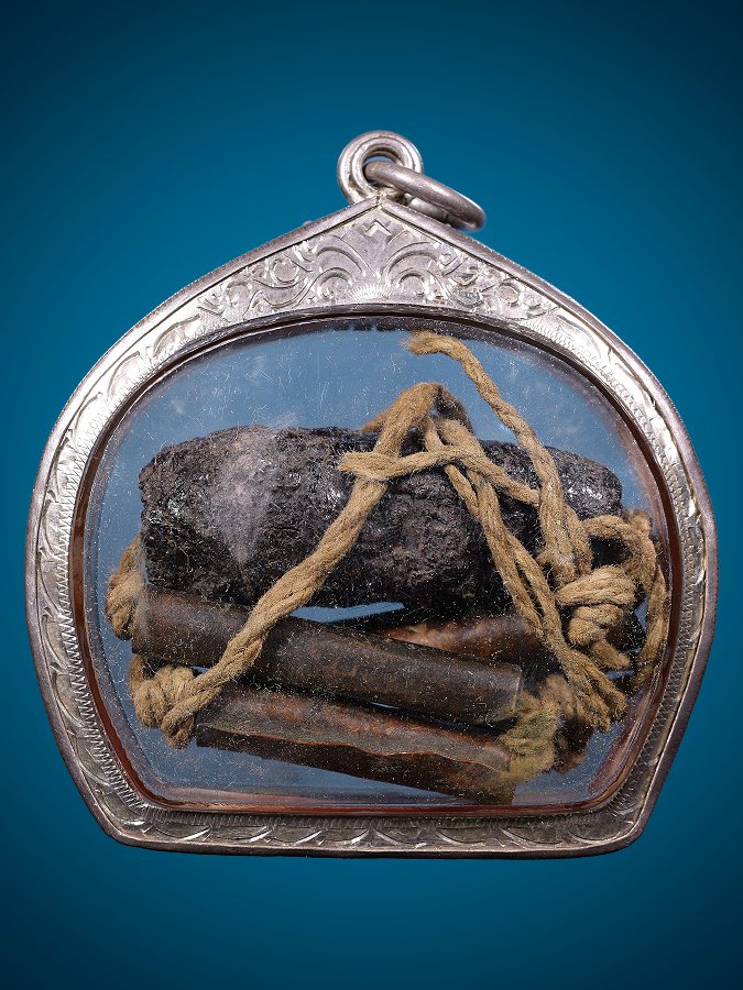 ตะกรุดล้านนา9(ชุดตะกรุดพอกครั่ง)