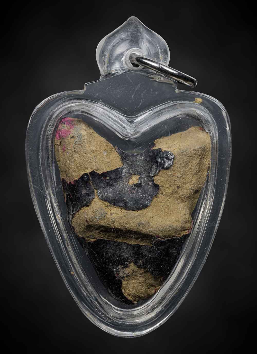 อิ่นผงลงรักเก่าโบราณล้านนา