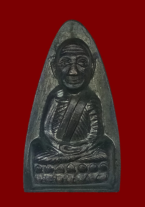 พระหลวงปู่ทวด พิมพ์เตารีดหลังตัวหนังสือ วัดเอี่ยมวรนุช กรุงเทพฯ เนื้อทองแดงรมดำ ปี2508