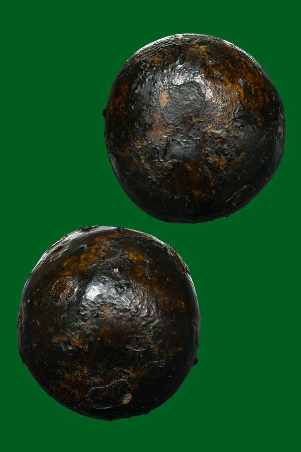 ลูกอมผงคลุกรักจุ่มรัก ลป.กลิ่น สะพานสูง