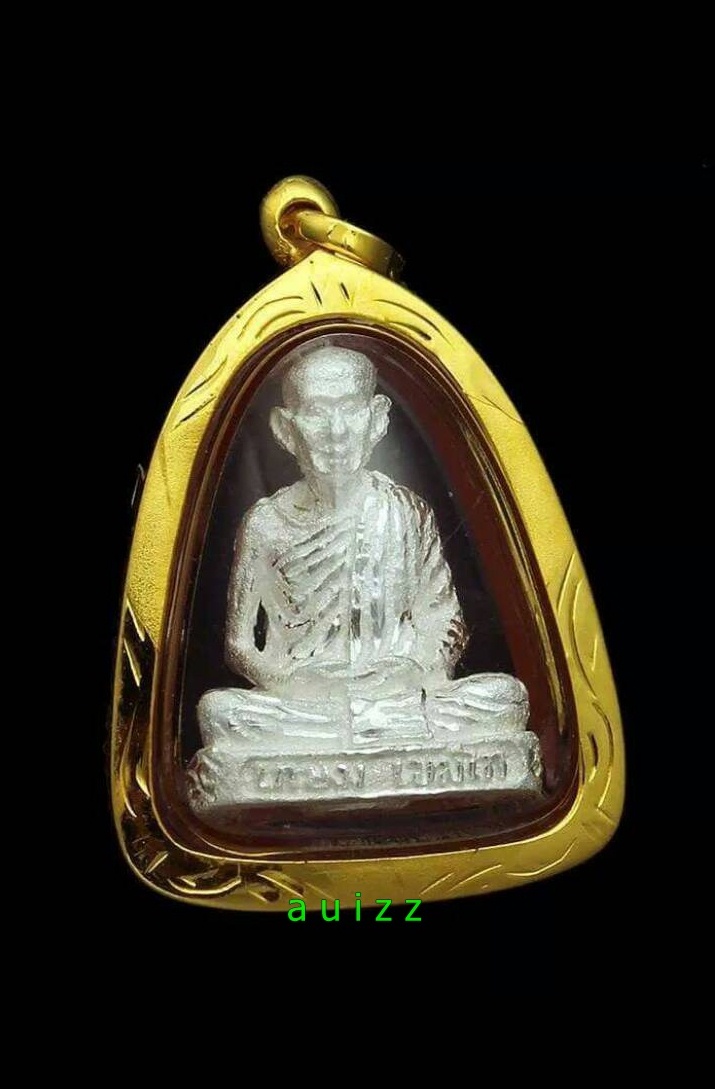 ลอย องค์ หลัง ยันต์นะ  กะไหล่เงิน