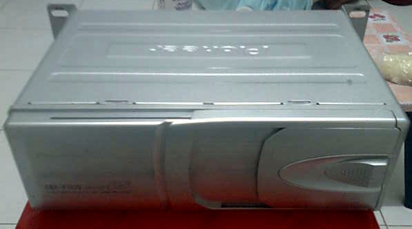 เครื่องเล่นCD 12แผ่นเคาะเดียวครับ