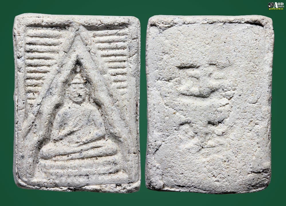 พระผงของขวัญรุ่นแรก หลวงพ่อสด