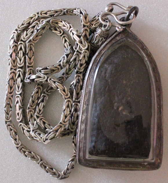 เกศาครูบาเจ้าพิมพ์ พระลึอโขงสวยๆกับสร้อยเงิน3บาทครับไม่แพงครับ