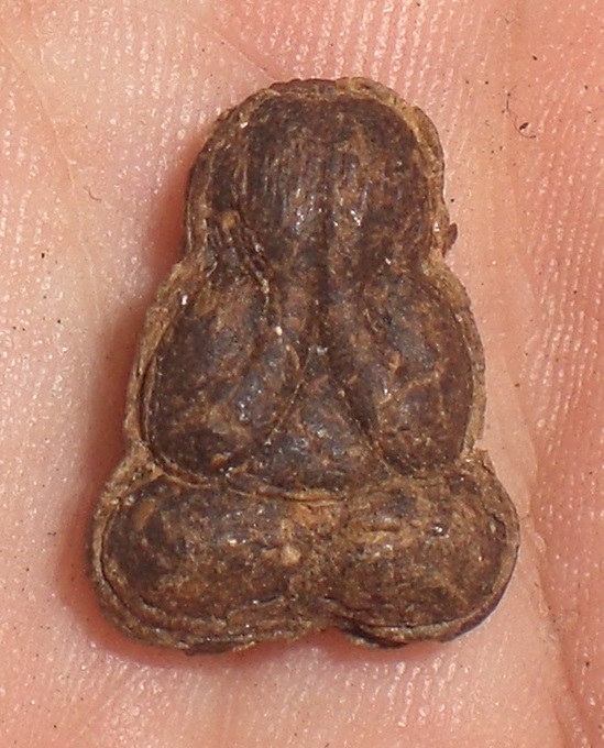 พระปิดตาผงยาจินดามณีหลวงพ่อเกษม กลิ่นหอมมาก