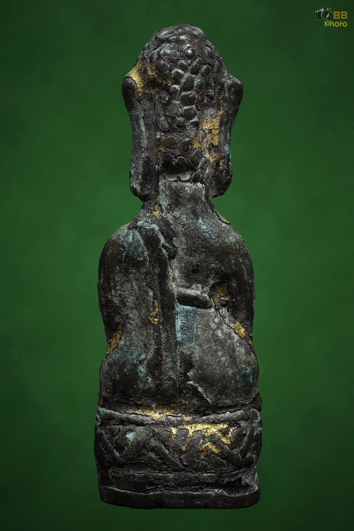 พระเชียงรุ้ง เนื้อสัมริด