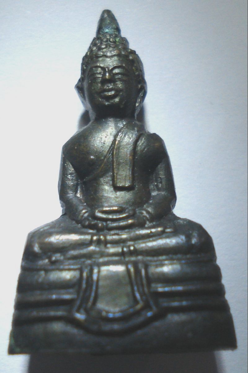 หลวงพ่อโสธร หน้านิยมสวยสุด ปี08