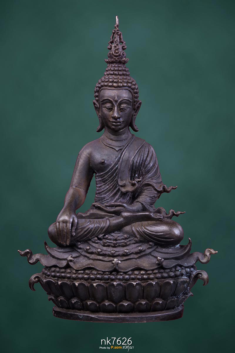 พระกริ่งพุทธประทานยศบารมี เนื้อนวะ โค๊ทเงิน หมายเลข2614 สวยฯครับผม   กล่องสีนํ้าตาลดํา