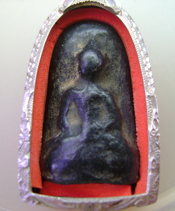 เกศาครูบาพิมพ์พระลือหน้ายักษ์เนื้อผงใบลาน