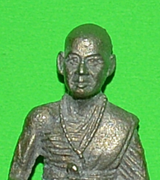 รูปหล่อตามรอยจอบแรก ครูบาศรีวิชัย