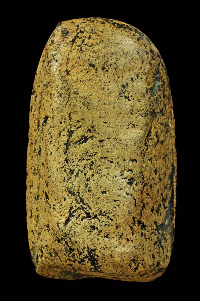 พระคง ลงรักเก่า