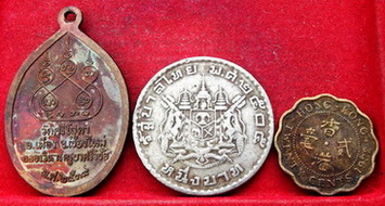 หรียญครูบาศรีวิชัย วัดศรีโสดา  ปี๒๕๓๙  แถมเหรียญอีก  2  เหรียญ