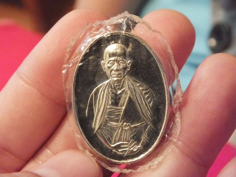 39 เนื้อเงิน โค้ด 9/50 เอาไปเลี่ยมกันน้ำมาแล้ว+กรอบเงิน