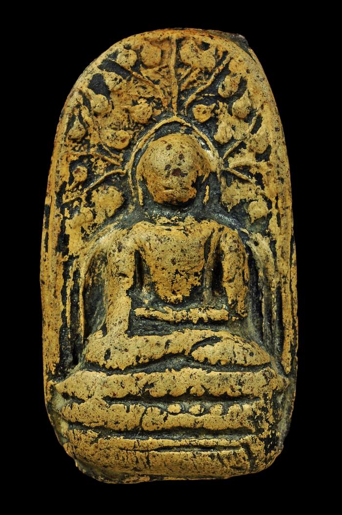 พระคง ลงรักเก่า