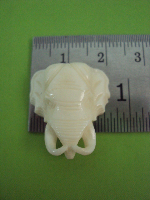  หัวช้างแกะทำมาจากกระดูกช้าง(ร้อยทำเป็นสร้อย)1