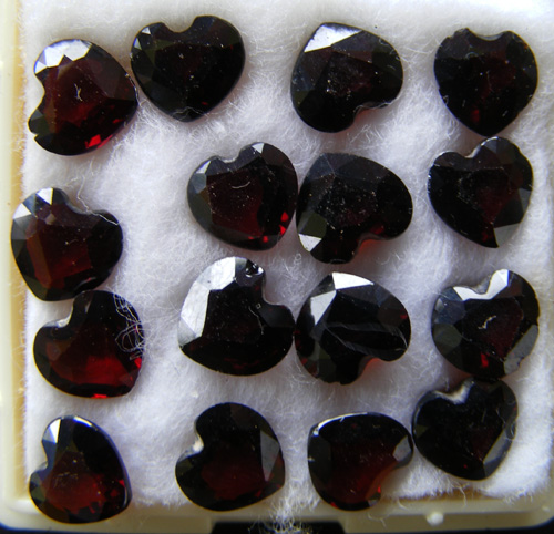 พลอยยกชุดทั้งกล่อง