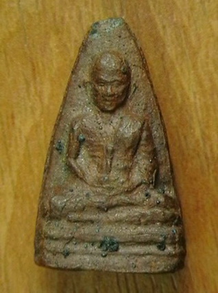 พระครูบาหลังย่นสวยๆครับ /๗