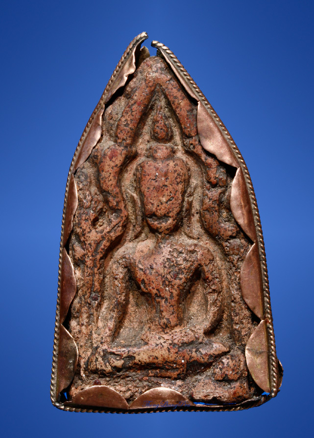 พลายเดี่ยวบ้านกร่าง พระประธาน