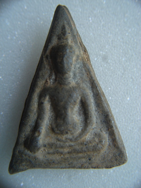 พระนางสุขโขทัย เนื้อดิน สีออกเขียว