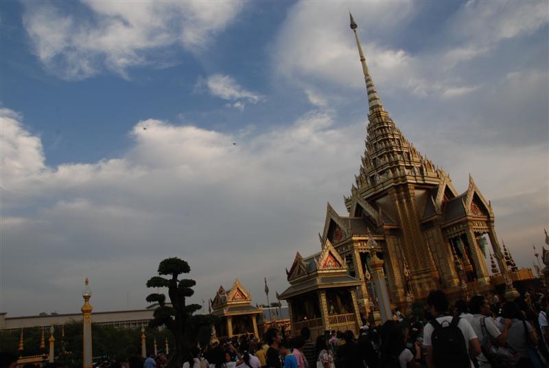 เก็บตกมาฝากเผื่อว่ายังไม่ได้ชมกัน