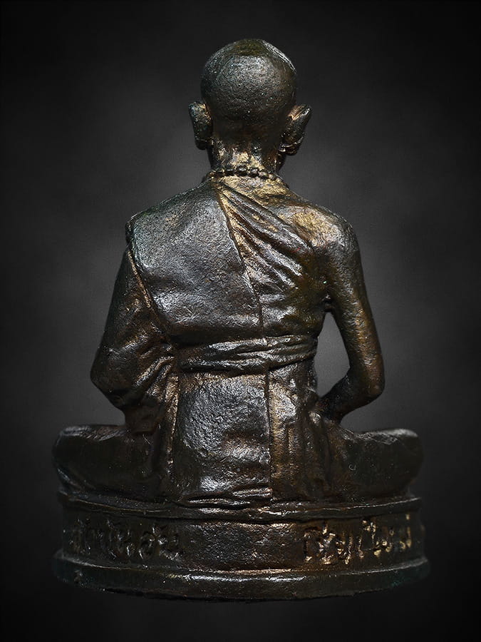 รูปหล่อครูบาเจ้าศรีวิชัย วัดพันอ้น 