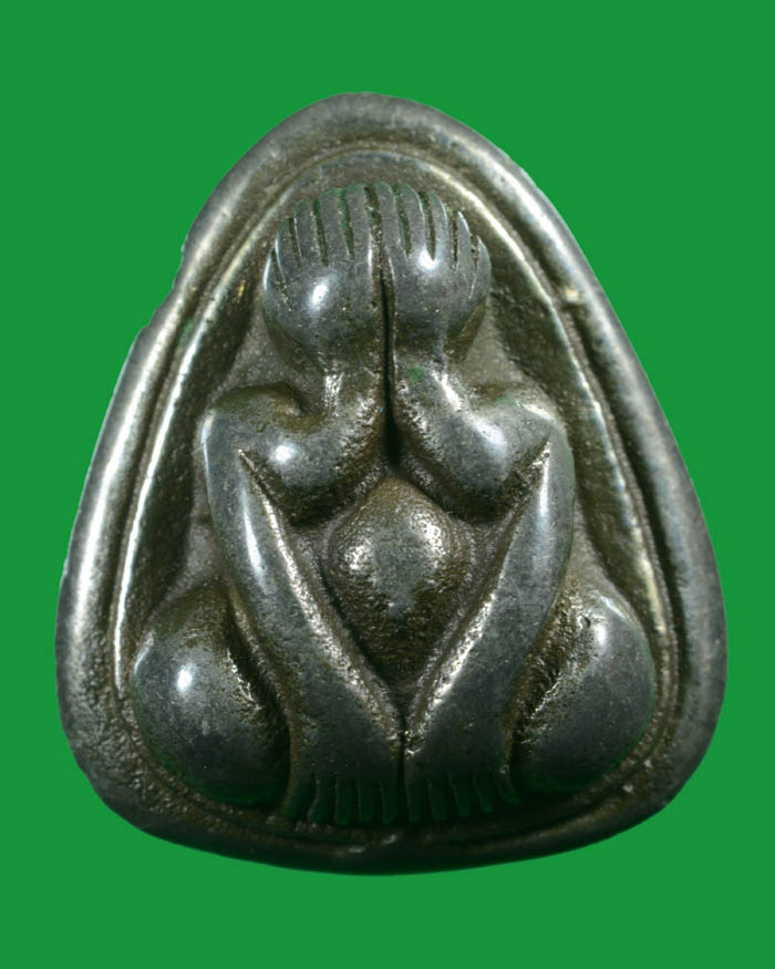 พระปิดตาหลวงพ่อทับ วัดอนงค์ เนื้อเมฆสิทธิ์เก่าคลาสสิค