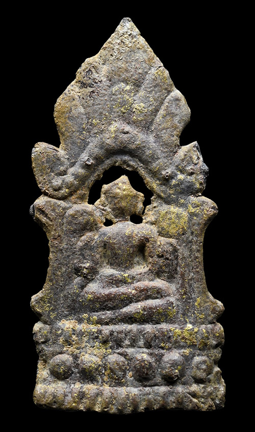 เชียงแสนสนิมแดง ซุ้มปราสาท