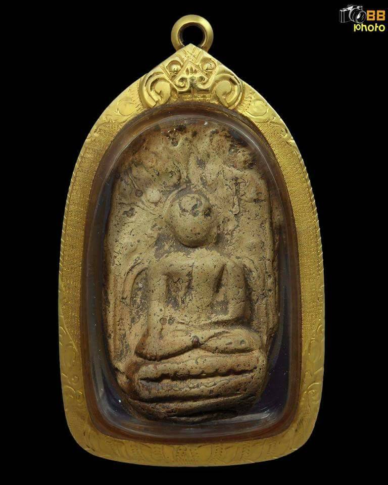 พระคงเลี่ยมทอง