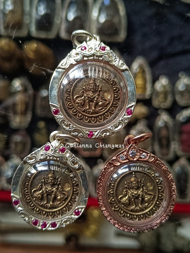 พญาปุริสาทปราบโลกรุ่นแรก วัดทุ่งโป่ง