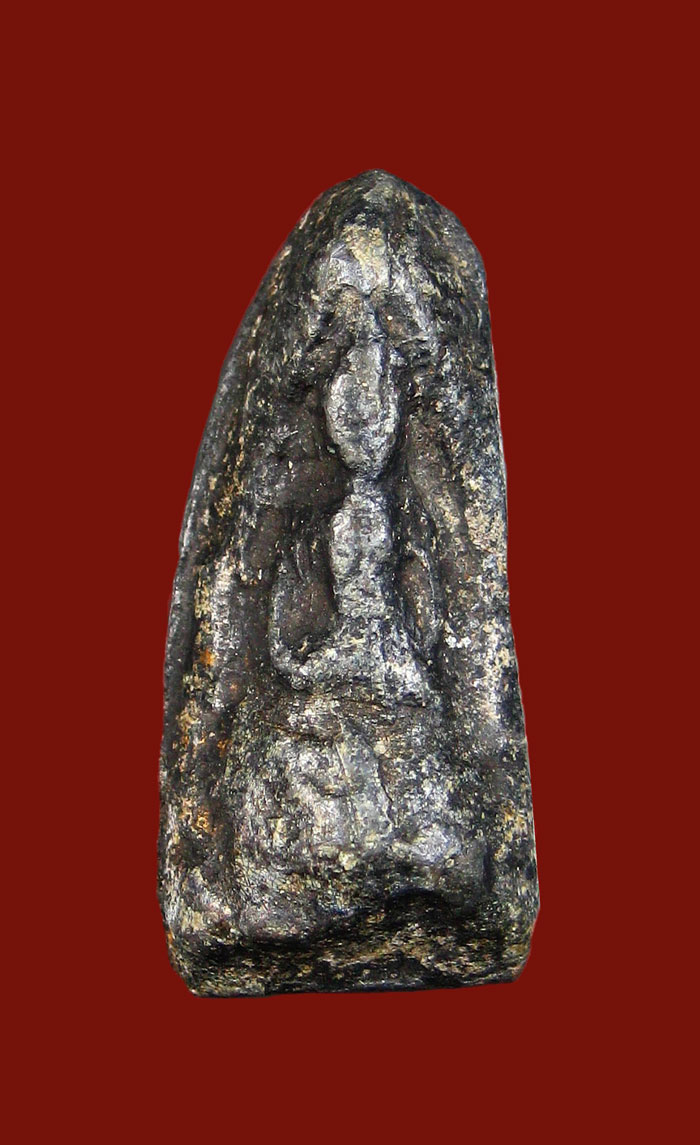 พระกรุตะกั่วสนิมแดงจ้า