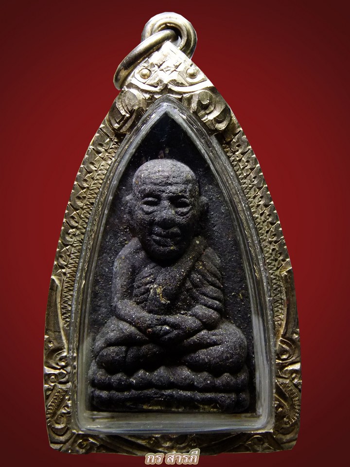 หลวงปู่ทวดครูบาจันต๊ะสีดำ(เลี่ยมเงิน)