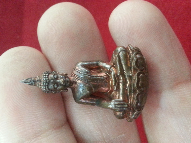 พระพุทธ  หลวงพ่อกัณหา 