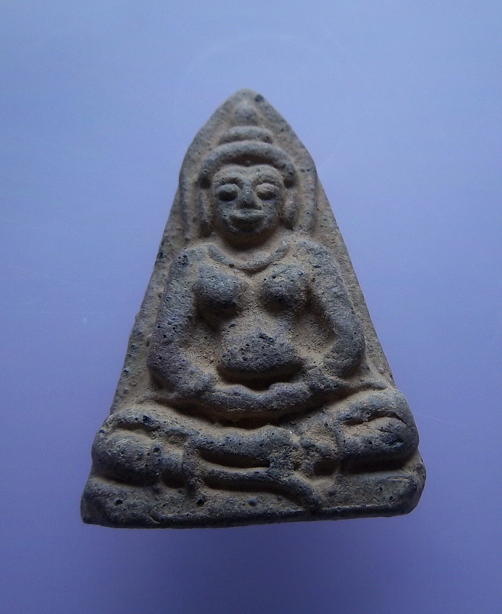 พระแม่ย่าสุโขทัย เพื่อตกแต่งองค์ปฐม วัดป่าถ้ำพระแม่ย่า