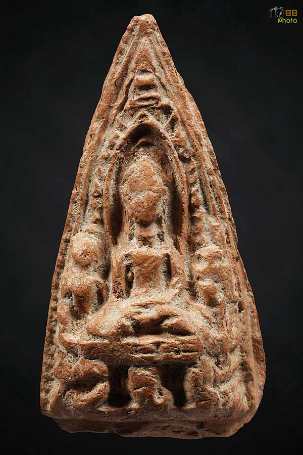 พระเลี่ยงลําพูน กรุวัดดอนแก้ว เต็มฟอร์ม