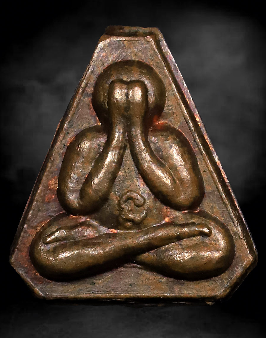 พระปิดตาสาริกา สะดือนะ หลวงปู่ทิม