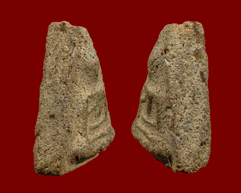 พระพิมพ์ นางพญา กรุโรงทอ ไม่มีหู