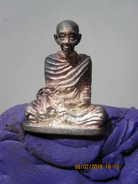 ลอย องค์ พญาวันมหาโชค ใหญ่ 