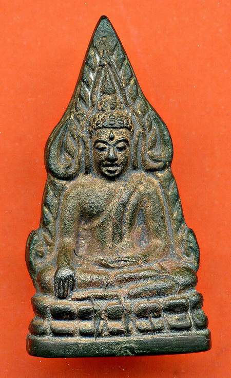 พระพุทธชินราชวัดพระศรีรัตนมหาธาตุวรมหาวิหาร รุ่นมหาจักรพรรดิ เนื้อนวโลหะผิวไฟดินไทย ส่งพระตามภาพที่ล