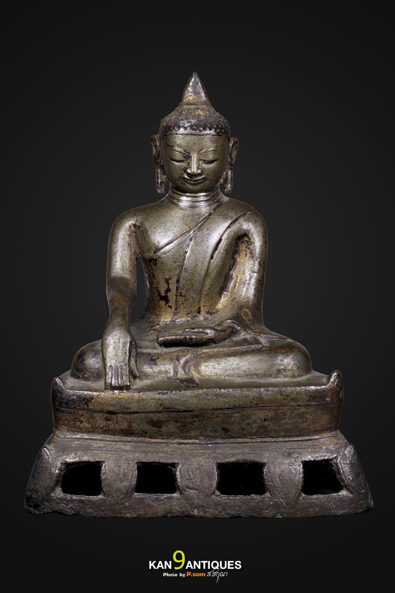 พระพุทธรูปศิลปะพม่า