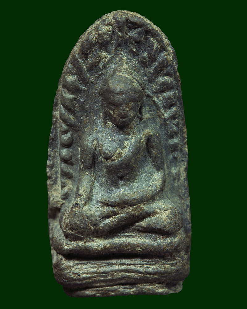 พระรอดมหาวันพิมพ์ใหญ่