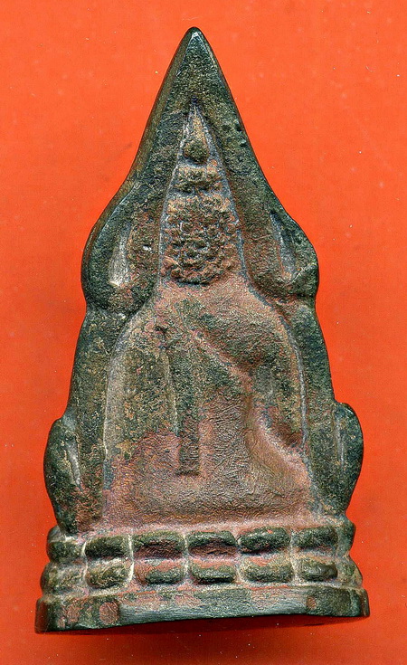 พระพุทธชินราชวัดพระศรีรัตนมหาธาตุวรมหาวิหาร รุ่นมหาจักรพรรดิ เนื้อนวโลหะผิวไฟดินไทย ส่งพระตามภาพที่ล