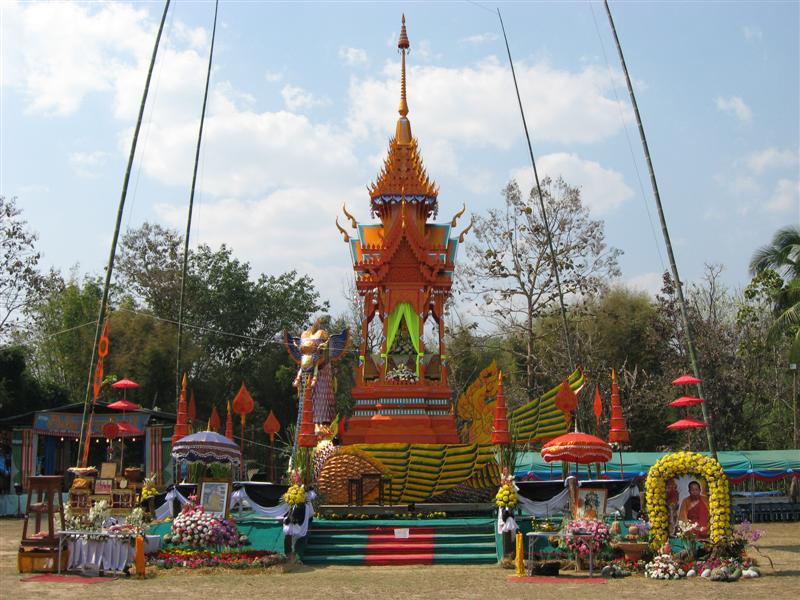 ภาพปาฏิหาริย์ ในงานพระราชทานเพลิงศพครูบาคำแสน อ.แม่ริม