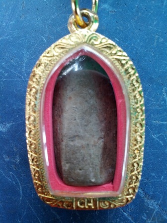 สอบถามพระคงเขียวองค์นี้หน่อยครับ