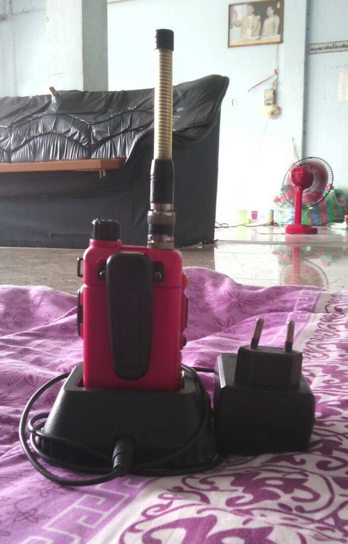 ลงไหม่ครับวิทยุสื่อสาร ICOM สองช่องแรงส่งสุดยอด นับชัดแจ๋ว ไม่แพงครับแค่ 850บ.ครับ