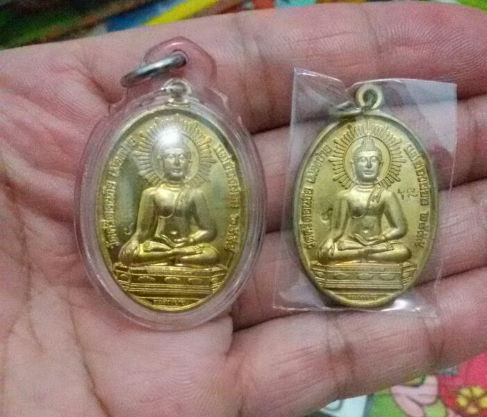 เหรียญพระสิงห์ปายเนื้อทองฝาบาตรสวยกริ๊ปจมูกโด่งๆ หลังยันต์+หลังเนรศวร คู่นี้เบาๆ