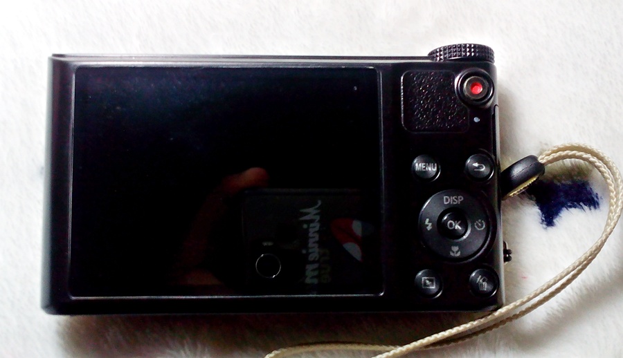  Samsung WB150F กล้องคอมแพกต์ Wi-Fi สมาร์ทคาเมร่าแห่งอนาคต 