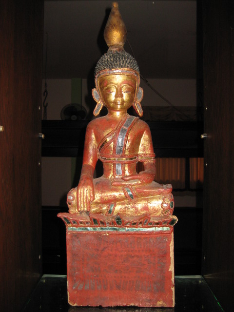 พระสูง 31 นิ้ว.............