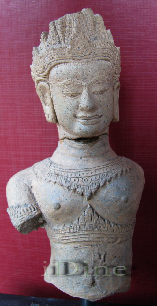 เทวรูปดินเผาค่ะ