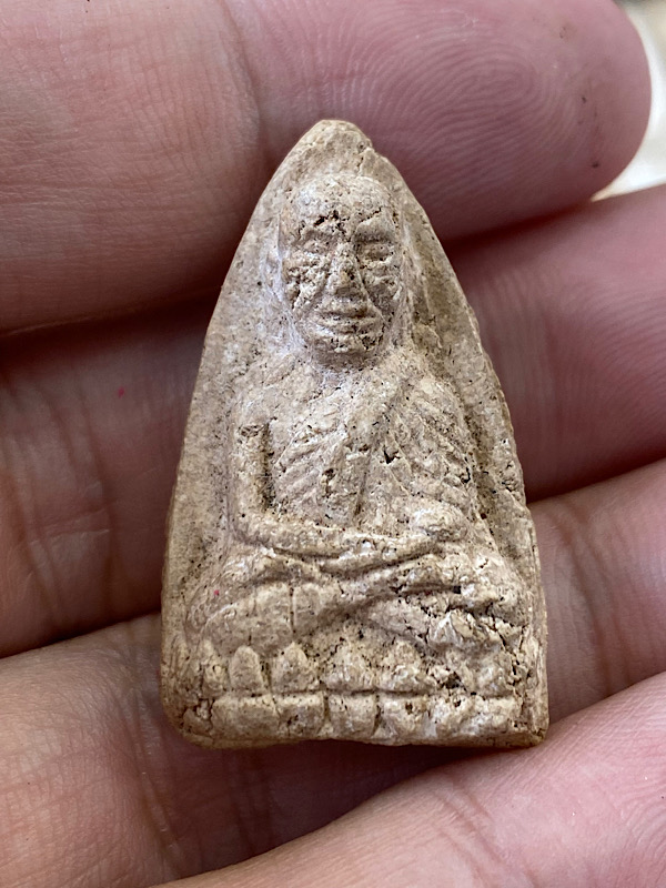 หลวงปู่ทวดพิมพ์ใหญ่ วัดประสาทฯปี06